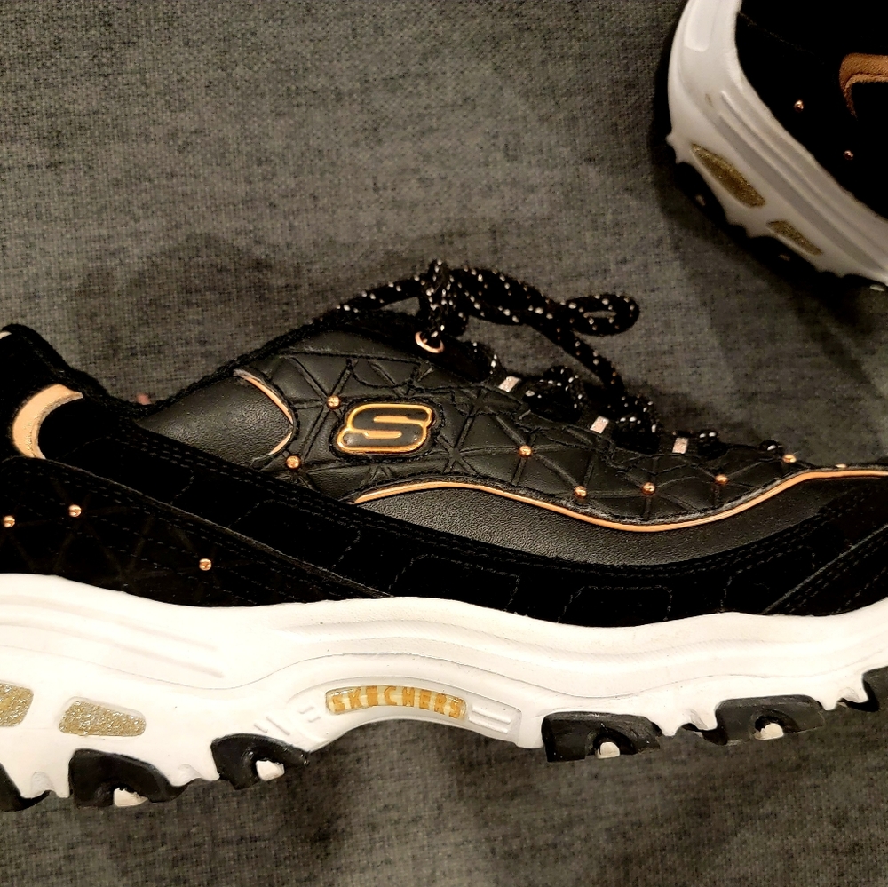 Dlites Skechers shoes